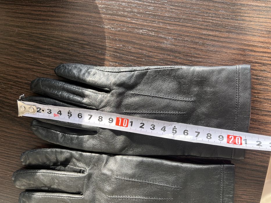 Шкіряні перчатки