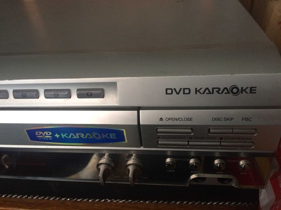 DVD програвач з караоке LG DKS-5000