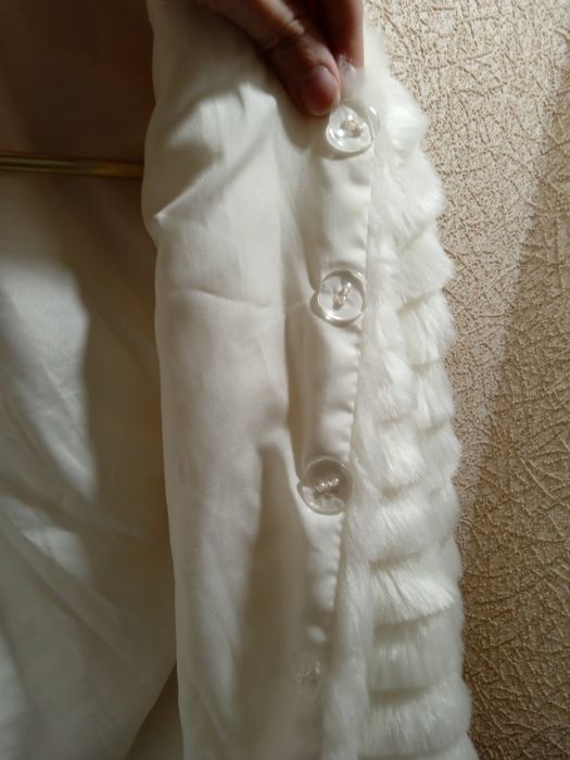 Біла шубка(весільна)