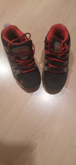 Sapatilhas menino Berg