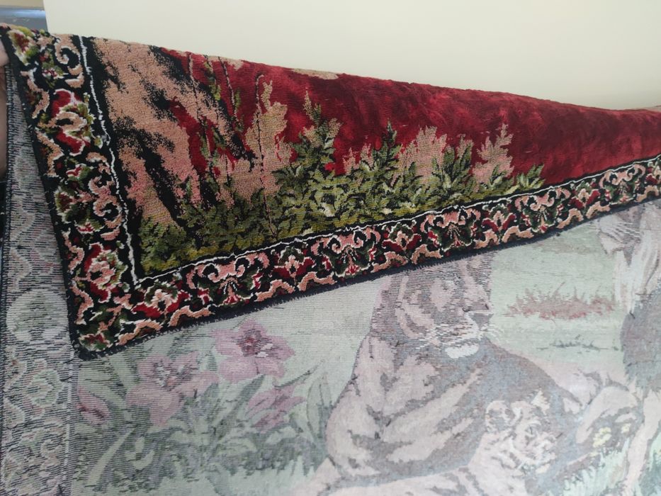 Tapeçaria de parede com leões – peça decorativa clássica em tecido