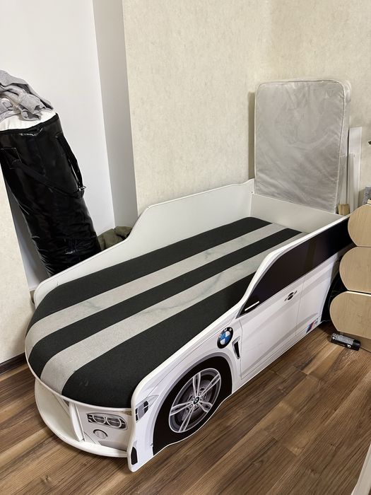 Детская Кровать машина