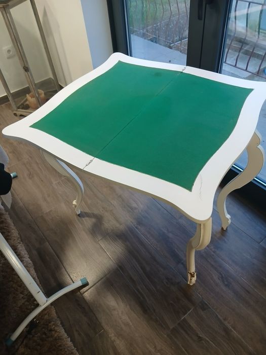 Vendo mesa de jogo antiga