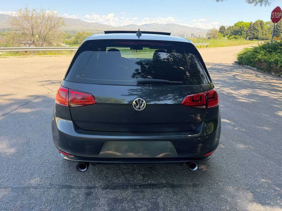 Volkswagen Golf GTI      2015