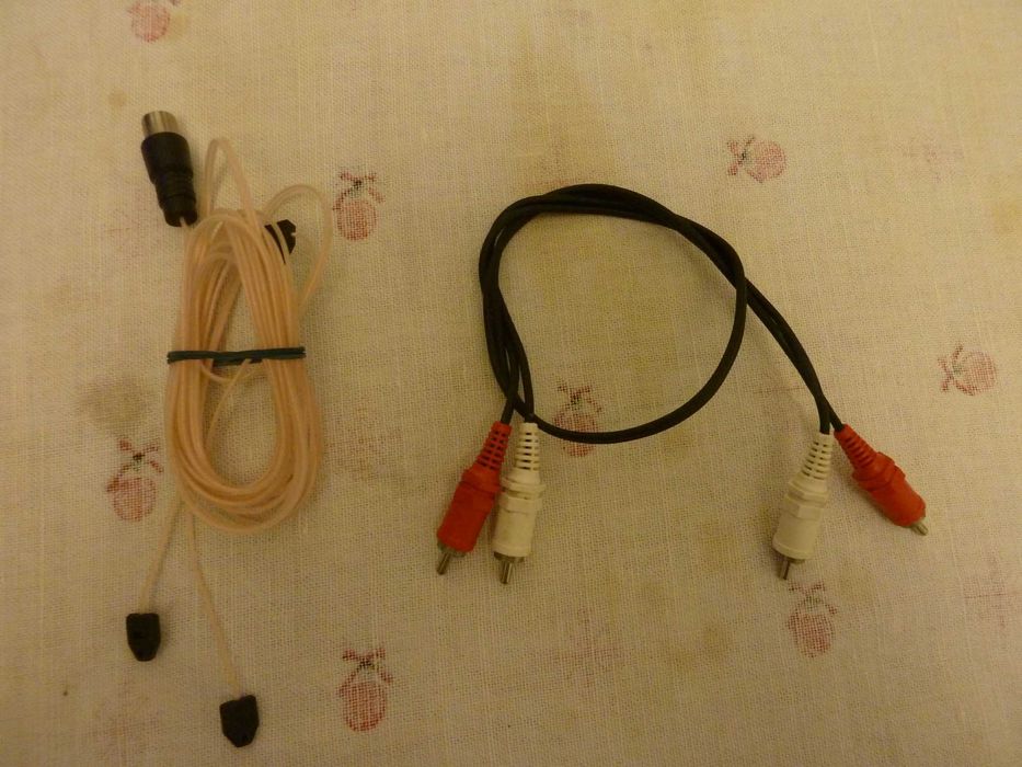 Tuner cyfrowy radio FM/AM SONY model ST-J300 plus kable