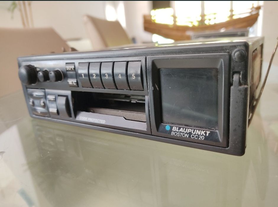 Autoradio JVC e Blaupunkt