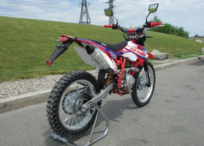 Новий ендуро BSE S2 Enduro 250 2026 250cc кросовий мотоцикл 21 18 доставка по Україні