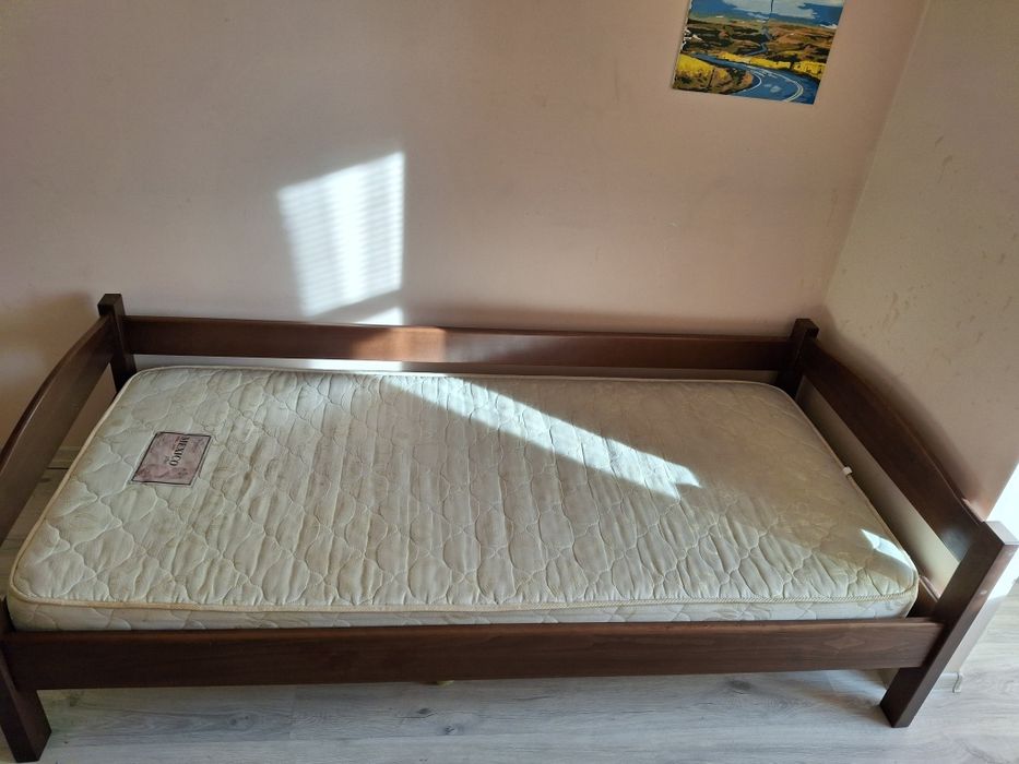 Ліжко з дерева, з матрацом. Кровать односпальна 90×200