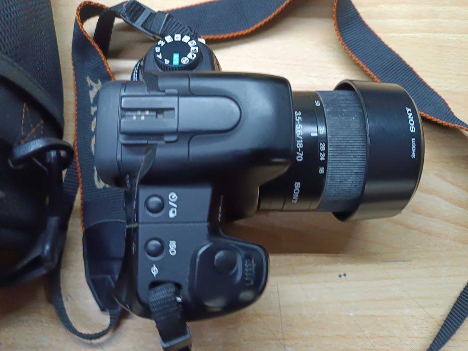 Фотоапарат Sony Alpha DSLR-A200 оптика 18-70 mm + 16Gb картка памяті