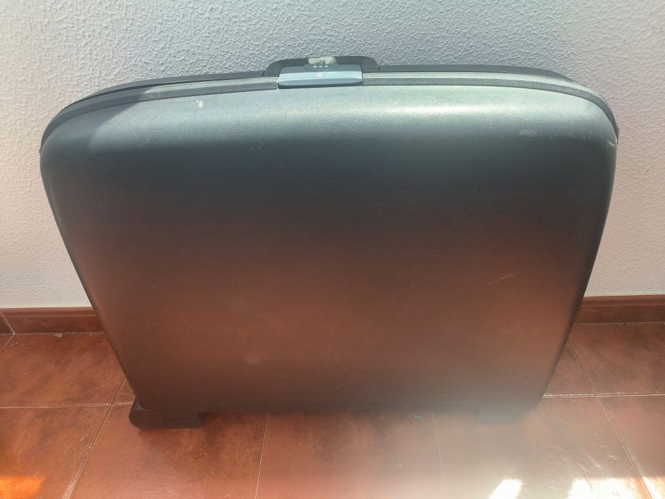 Mala de porão grande