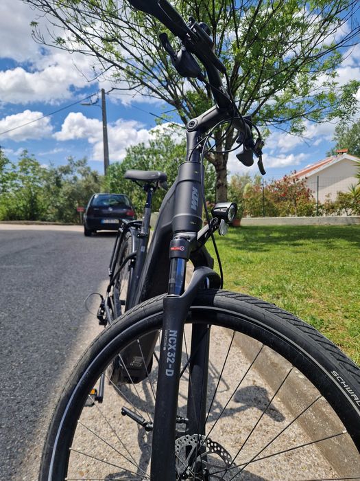 KTM Macina Tour CX 2025 – Como Nova (Apenas 342km) – Motor Bosch 85Nm