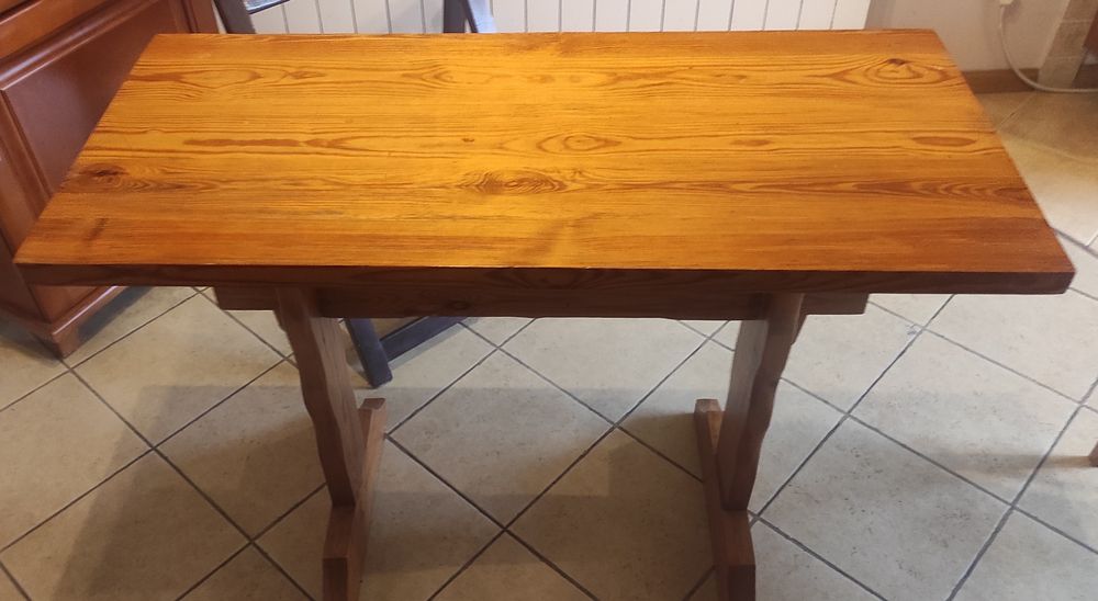 Stylowa ława z litego drewna