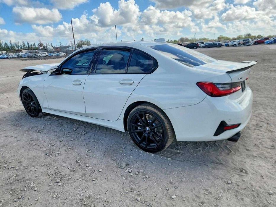 BMW 330XI 2020 гарний стан