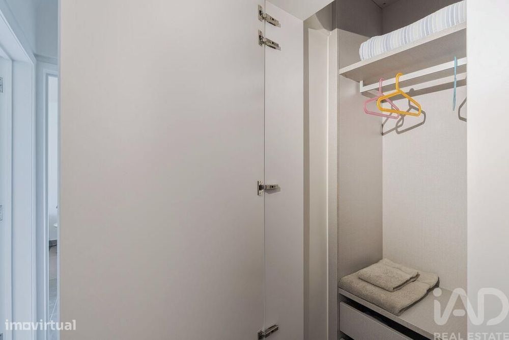 Apartamento T2 em Carnide