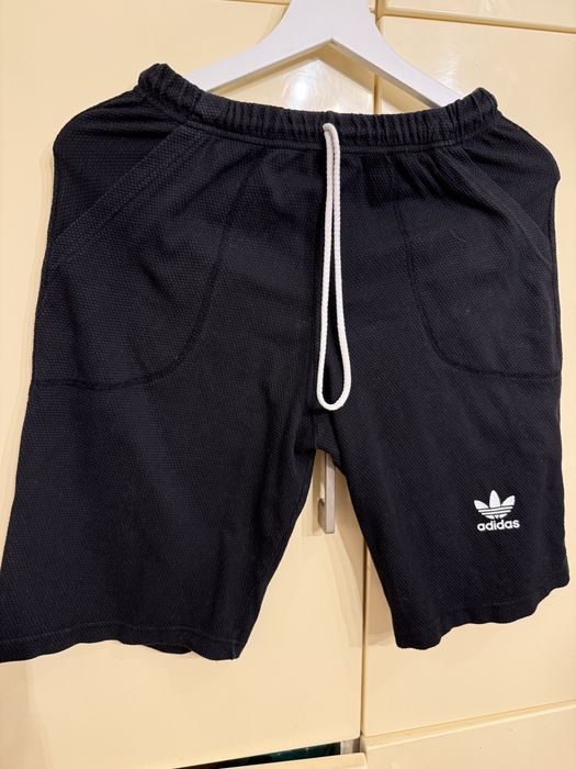 spodenki adidas rozmiar s/m, używane