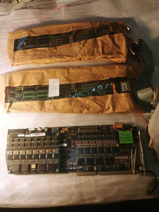 Платы PC телефонии- D/300SC-2E. и  MSI/SC- R (Dialogic/USA/slot- ISA)