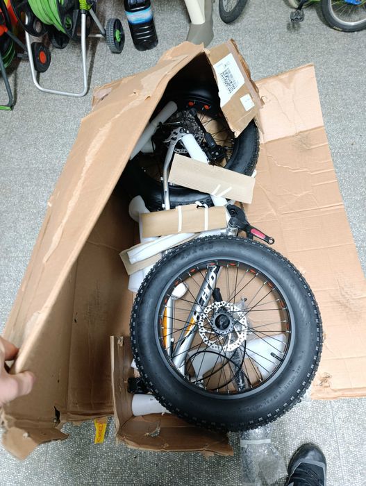 Bicicleta criança 5 aos 12 anos nova - roda 20"