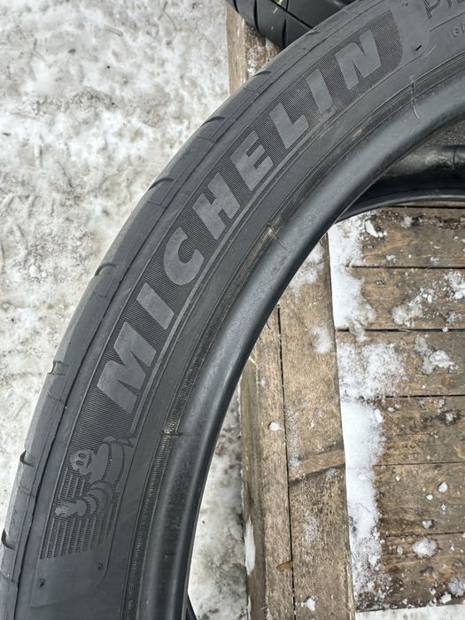 Шини 235 35 20 92Y XL Michelin Pilot Sport 4 S пара
