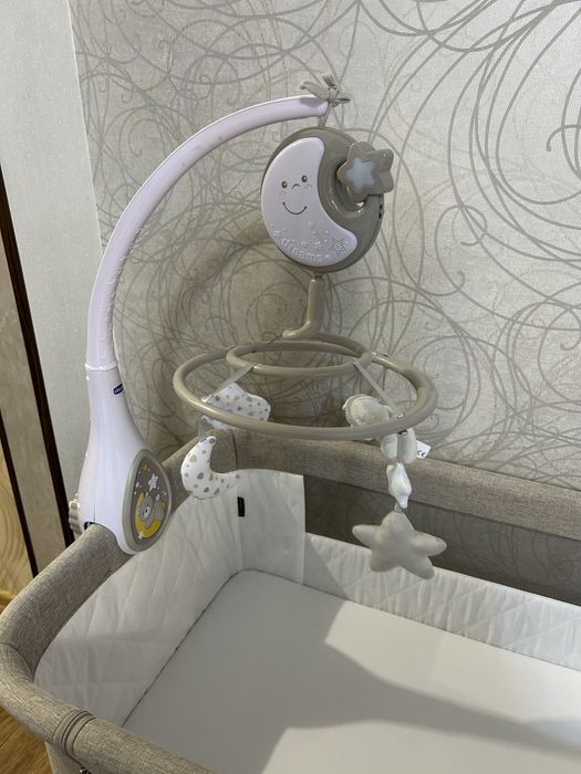 Приставне ліжко - манеж Espiro Cloud 3в1  з мобілем Chicco NEXT2DREAMS