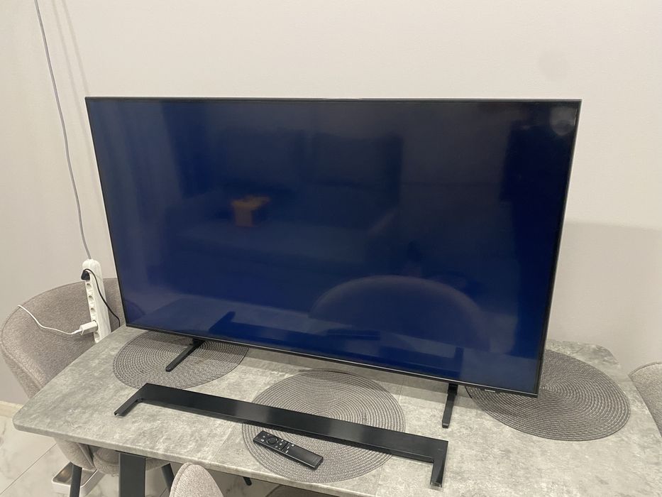 Телевизор Samsung UE50BU8500U 4K