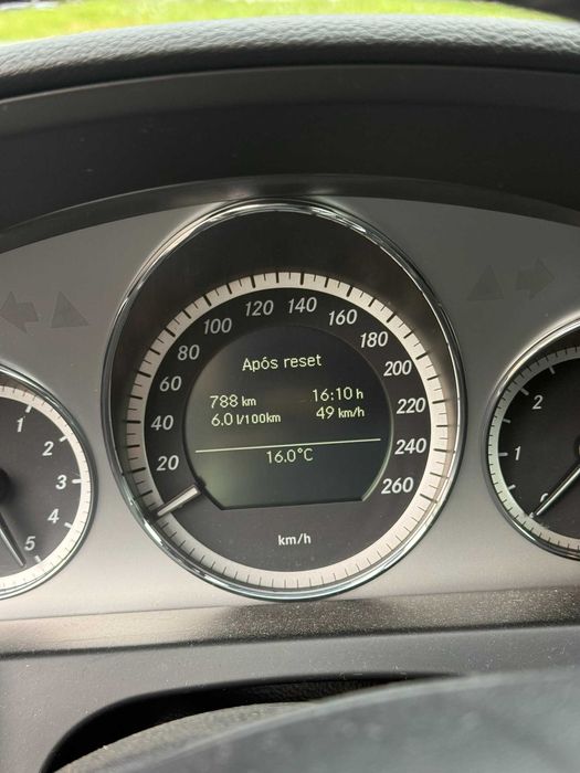 Mercedez E250 Coupé