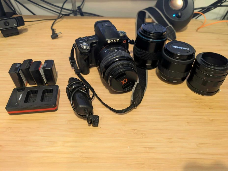 Sony A55 + 3 obiektywy + 4 baterie +akcesoria