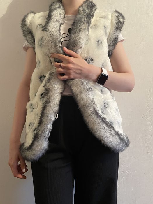 Жилетка женская тёплая