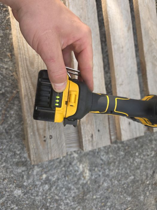 Dewalt DCD791 wiertarko wkretarka + aku 5ah