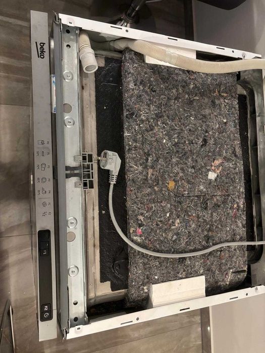 Zmywarka pod zabudowę BEKO typ ART10 60 cm