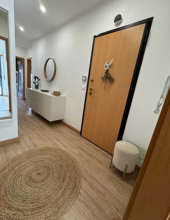 Apartamento T3 com bons acabamentos