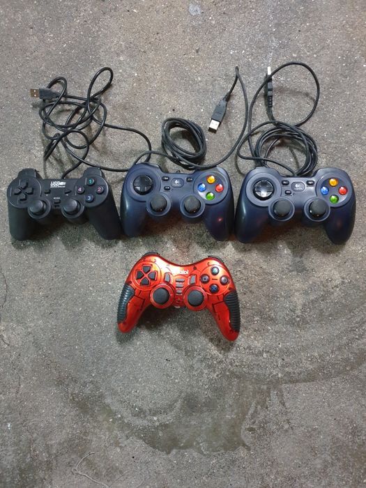 Vendo varios comandos. Ainda tenho mais