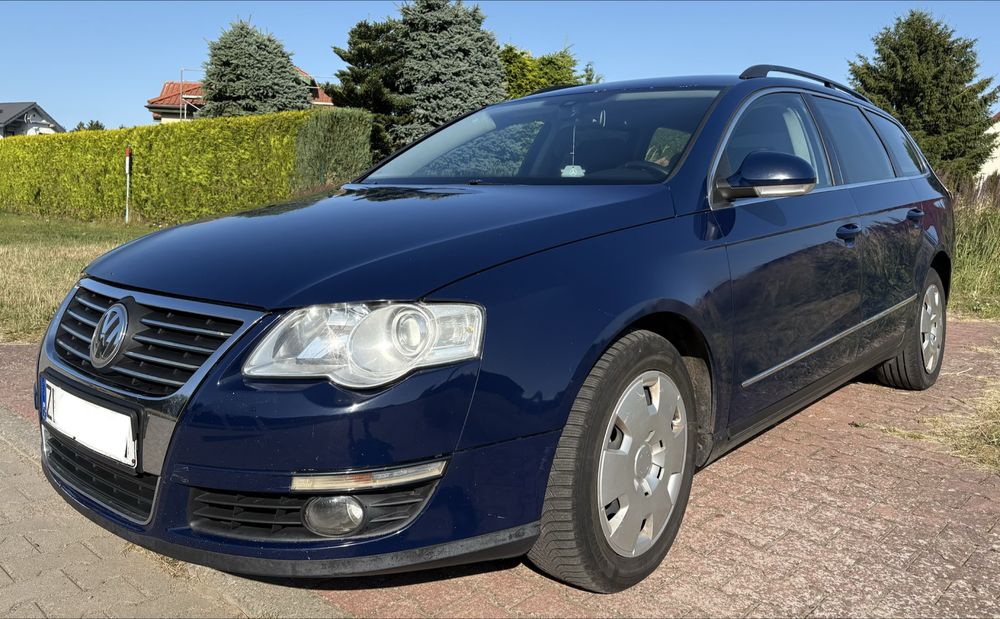 Passat B6 2006 r. diesel 2.0 z automatyczna skrzynia biegów. Auto sprawne, 5 lat w rodzinie.