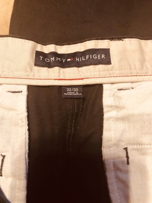 Tommy Hilfiger spodnie,czarne spodnie,