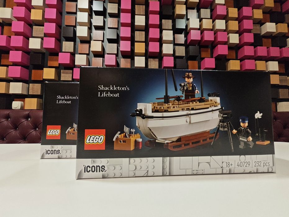 LEGO ICONS 40729 Shackleton's Lifeboat