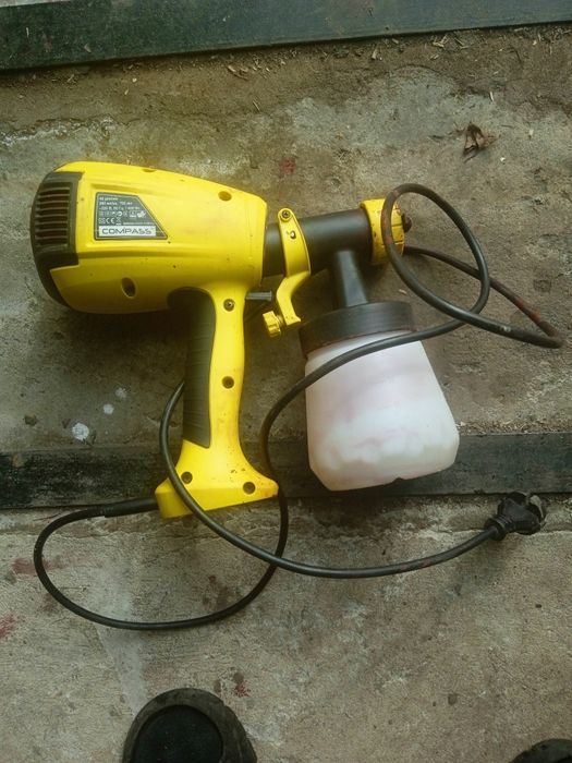 Продам фарборозпилювач.