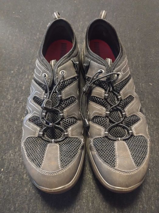 Buty męskie lub młodzieżowe Ecco