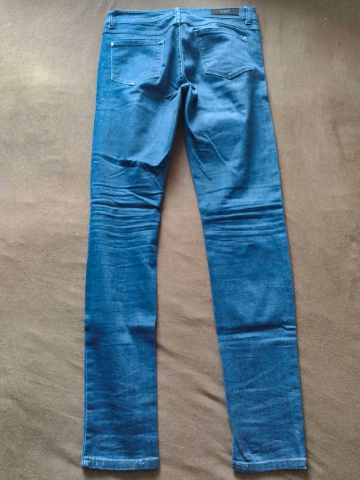 Spodnie jeansowe RESERVED damskie r. 38 - jak nowe