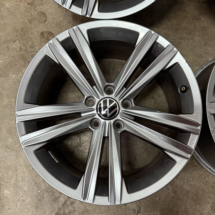 Alufelgi 18" Oryginalne Volkswagen Tiguan R line Arteon Passat