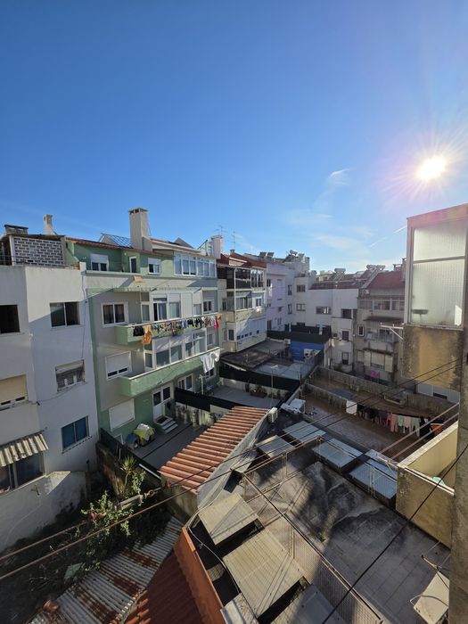 T1 em Entrecampos junto à Cidade Universitária e Hospital Santa Maria