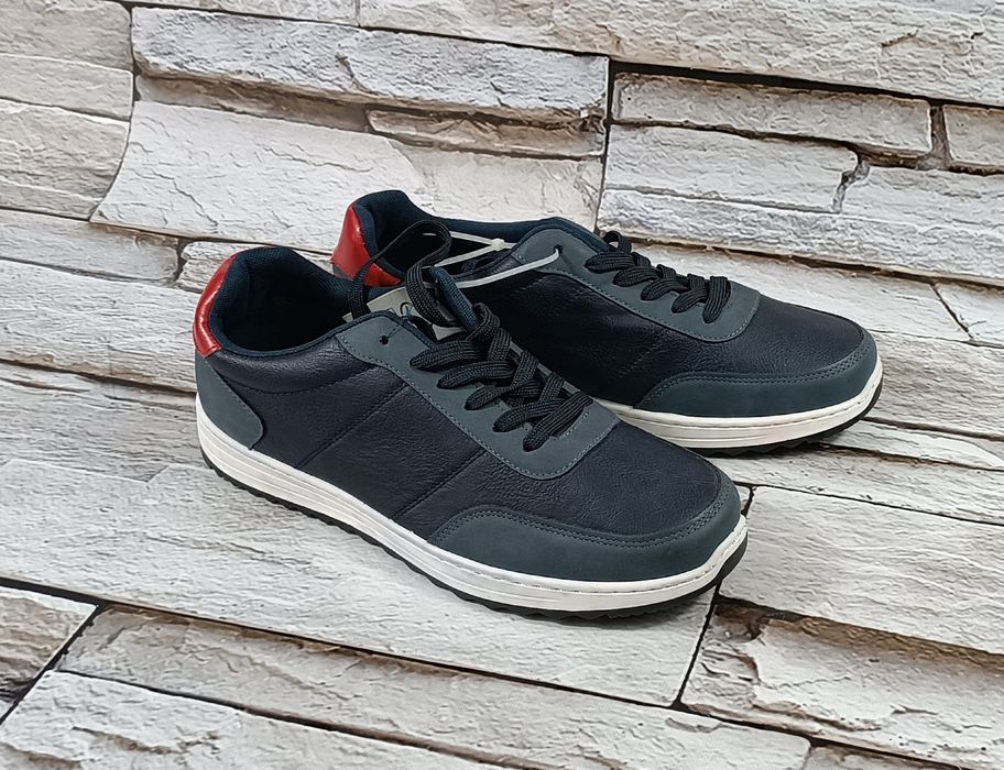 Buty męskie sportowe 44
