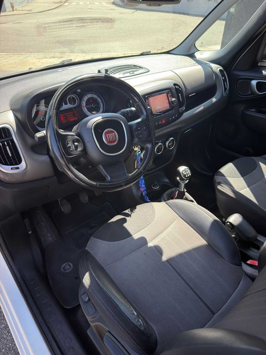 Fiat 500L 7lugares 1.6cc de 120cv — fotografia 5