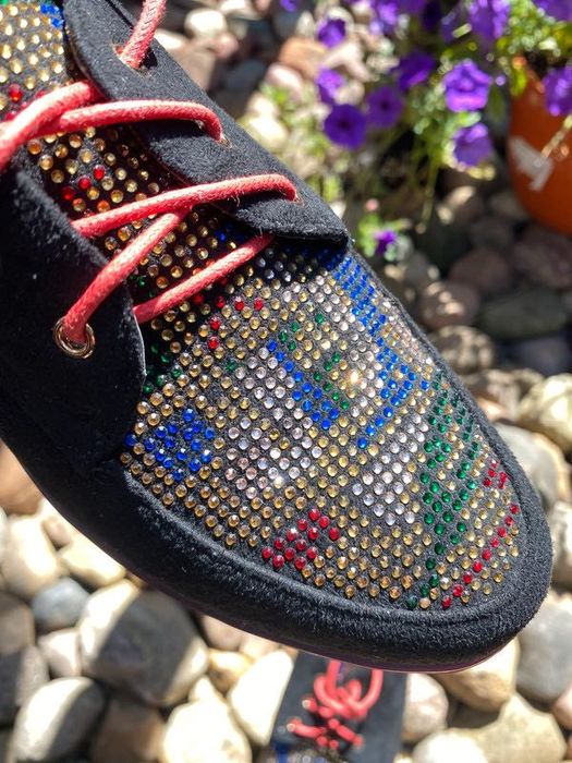 Buty z kryształkami