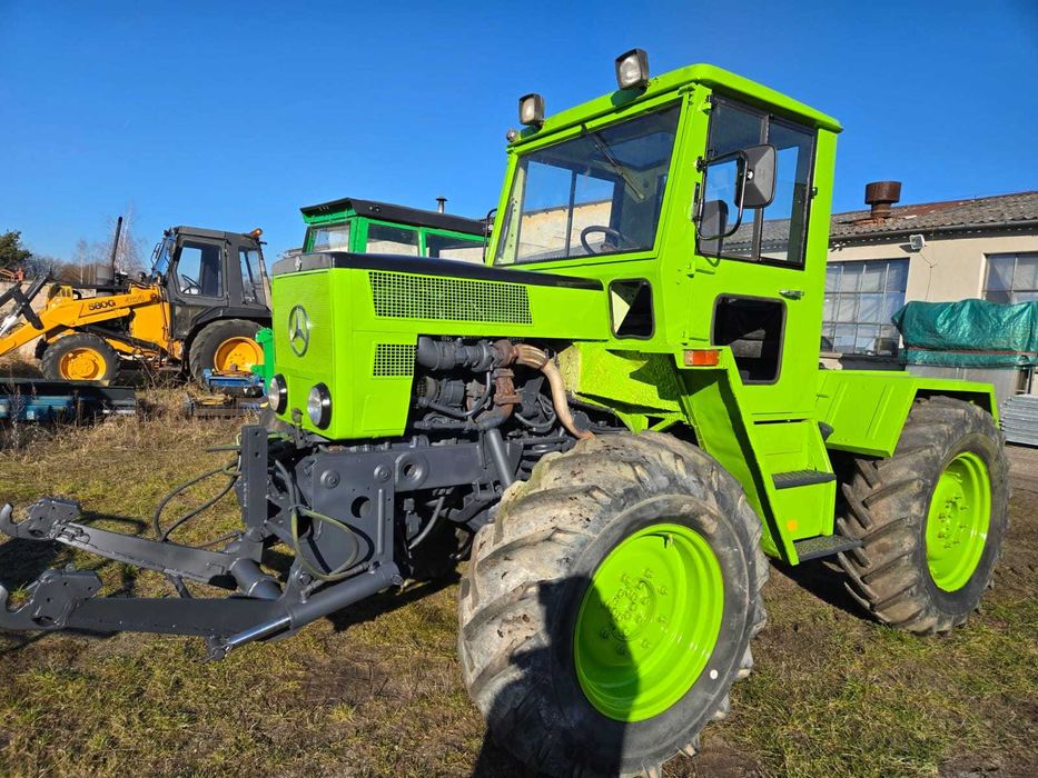 Ciągnik Mercedes MB trac 800