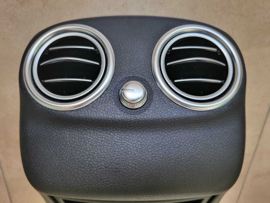 Ventiladores/Consola original Mercedes classe C w205 com ventiladores