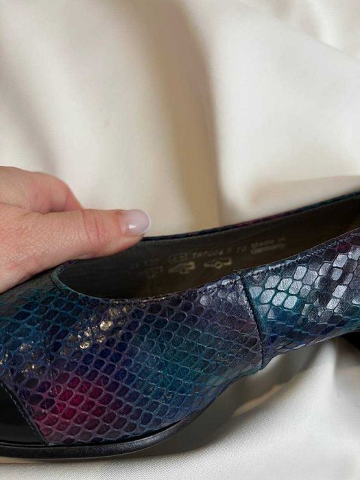 Туфлі жіночі, розмір 39, б/в