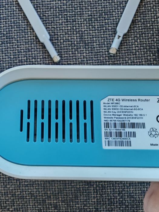 20Router ZTE MF286C prędkość 300 Mbps 4G LTE modem wbudowany SIM anteny orange play tmobile