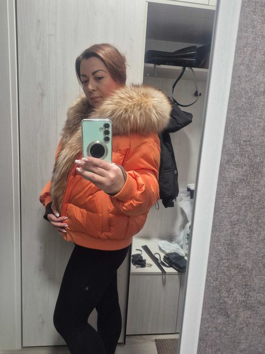 Куртки, пуховікі жіночі