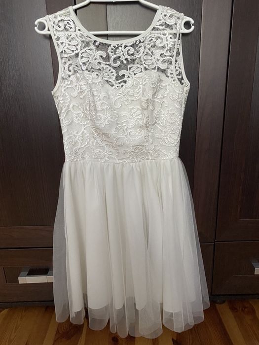 Sukienka jasne ecru 36