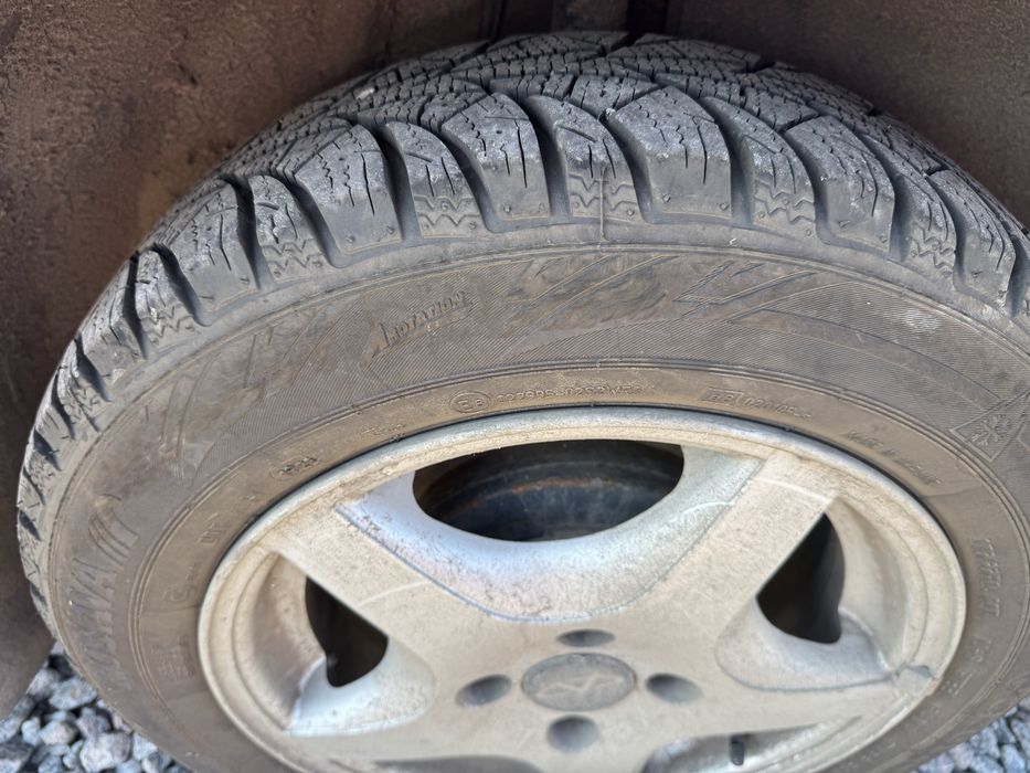 автомобіль продаж