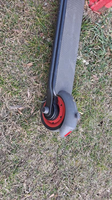 hulajnoga elektryczna Segway Ninebot Zing C20